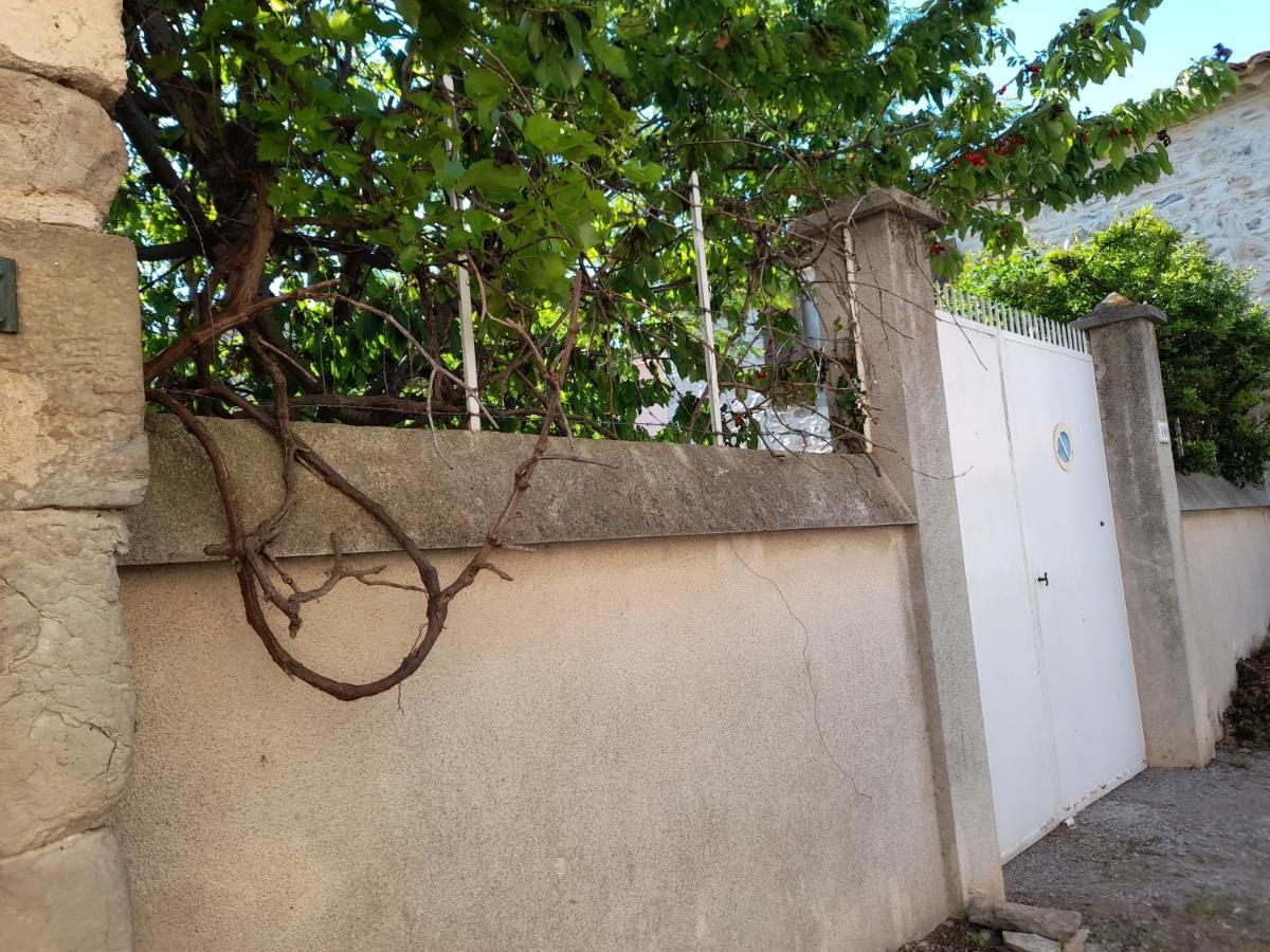 Le Gite De Sainte Valiere Piscine Et Spa Exterior foto