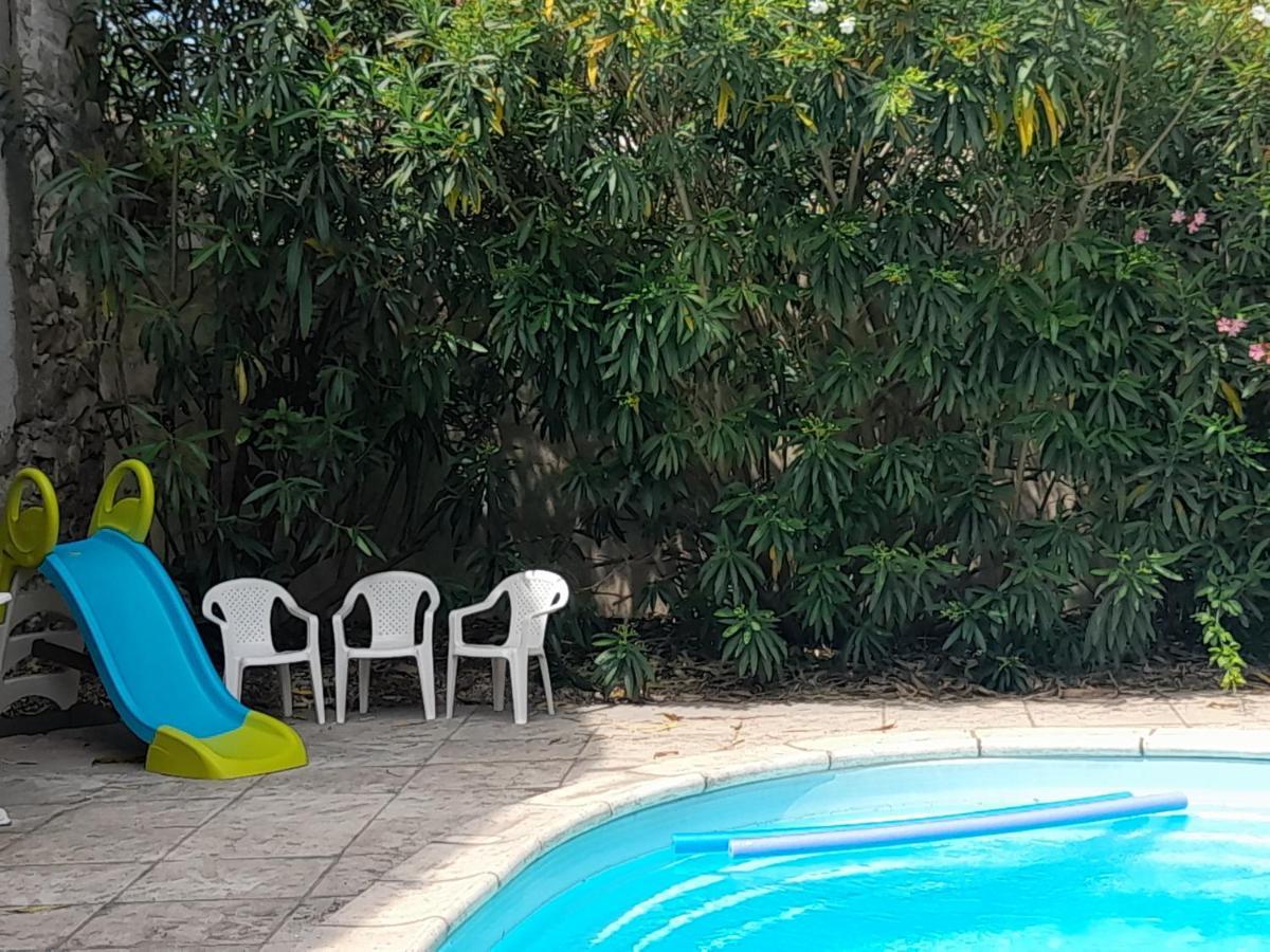 Le Gite De Sainte Valiere Piscine Et Spa Exterior foto