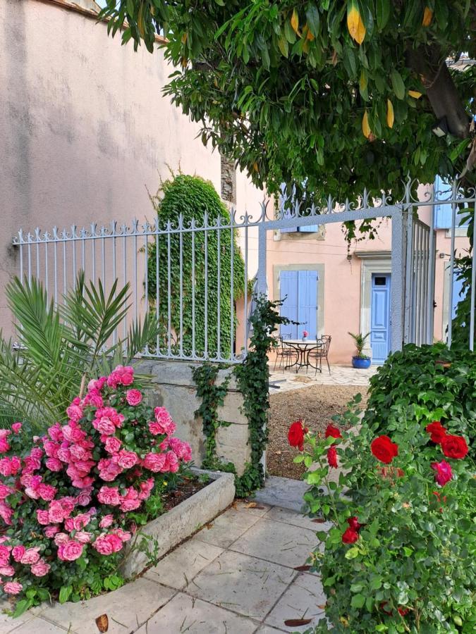 Le Gite De Sainte Valiere Piscine Et Spa Exterior foto