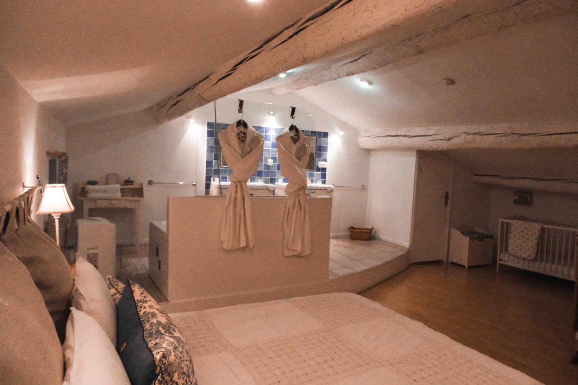Le Gite De Sainte Valiere Piscine Et Spa Exterior foto